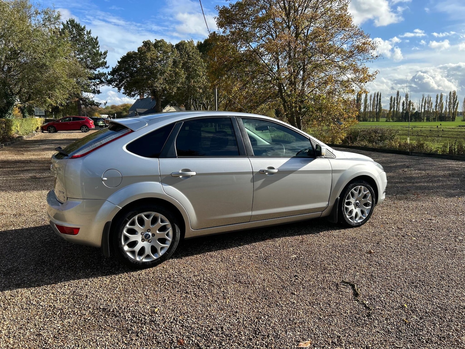 Used Ford Focus 2010 for sale - 76348741: Photo 9