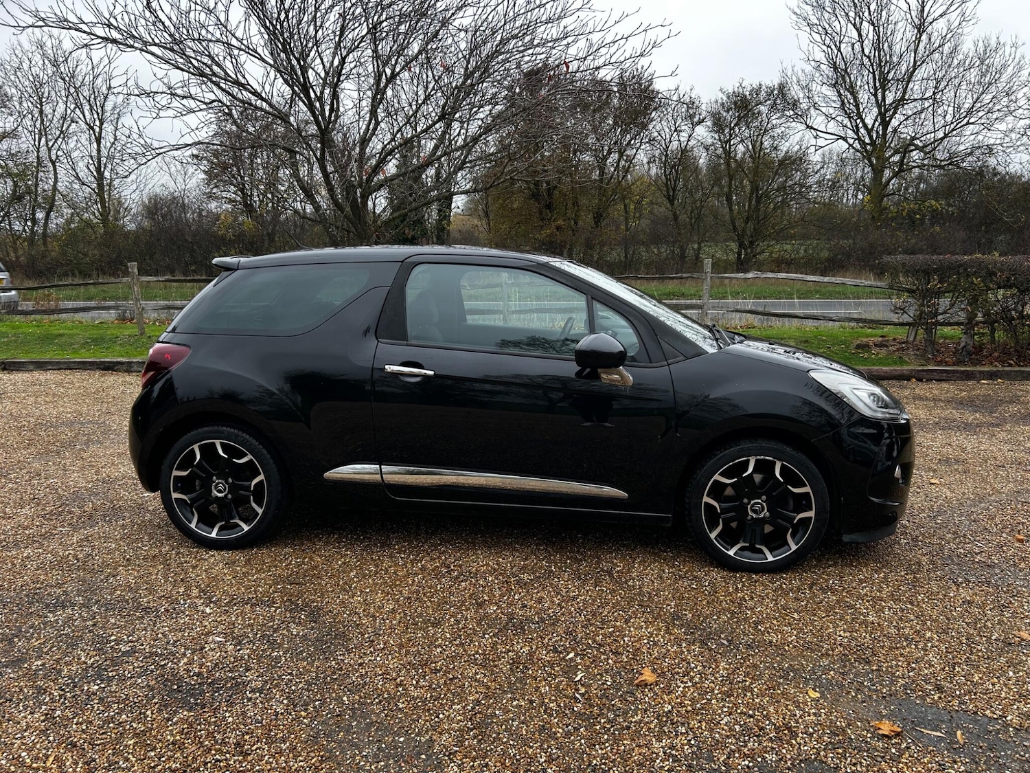 Used Citroen DS3 2015 for sale - 76512683: Photo 10
