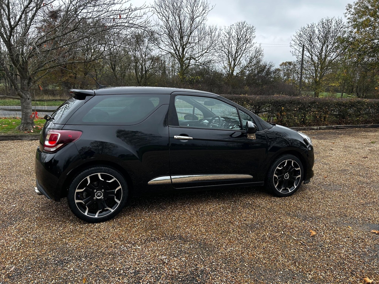 Used Citroen DS3 2015 for sale - 76512683: Photo 11