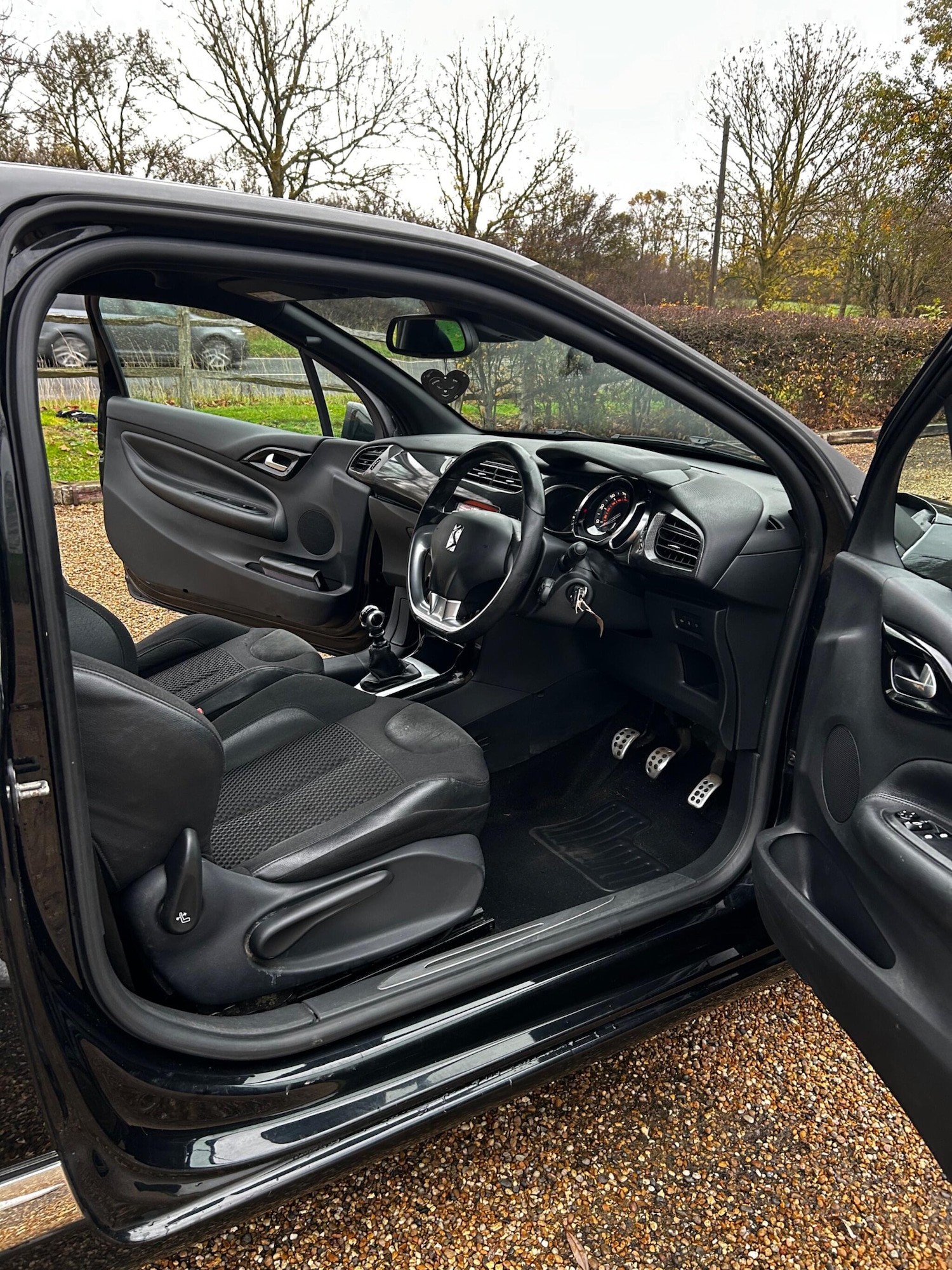 Used Citroen DS3 2015 for sale - 76512683: Photo 36