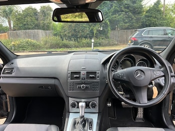 Used Mercedes-Benz C-Class 2009 for sale - 75577992: Photo
