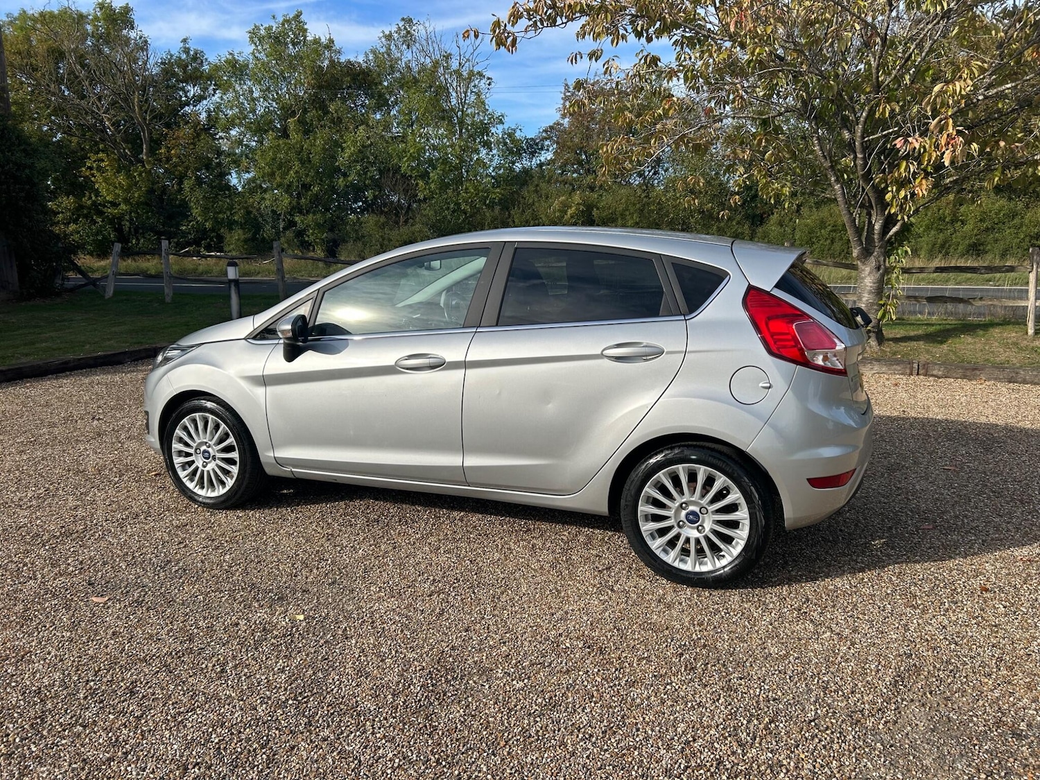 Used Ford Fiesta 2014 for sale - 77174910: Photo 11