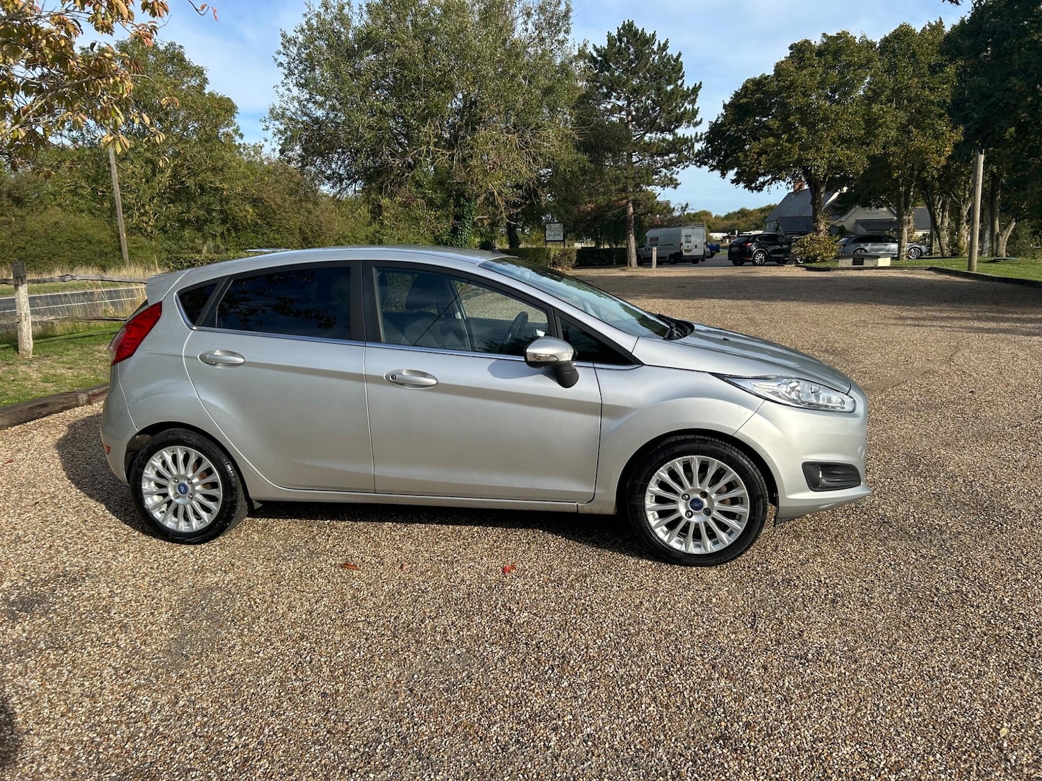 Used Ford Fiesta 2014 for sale - 77174910: Photo 22