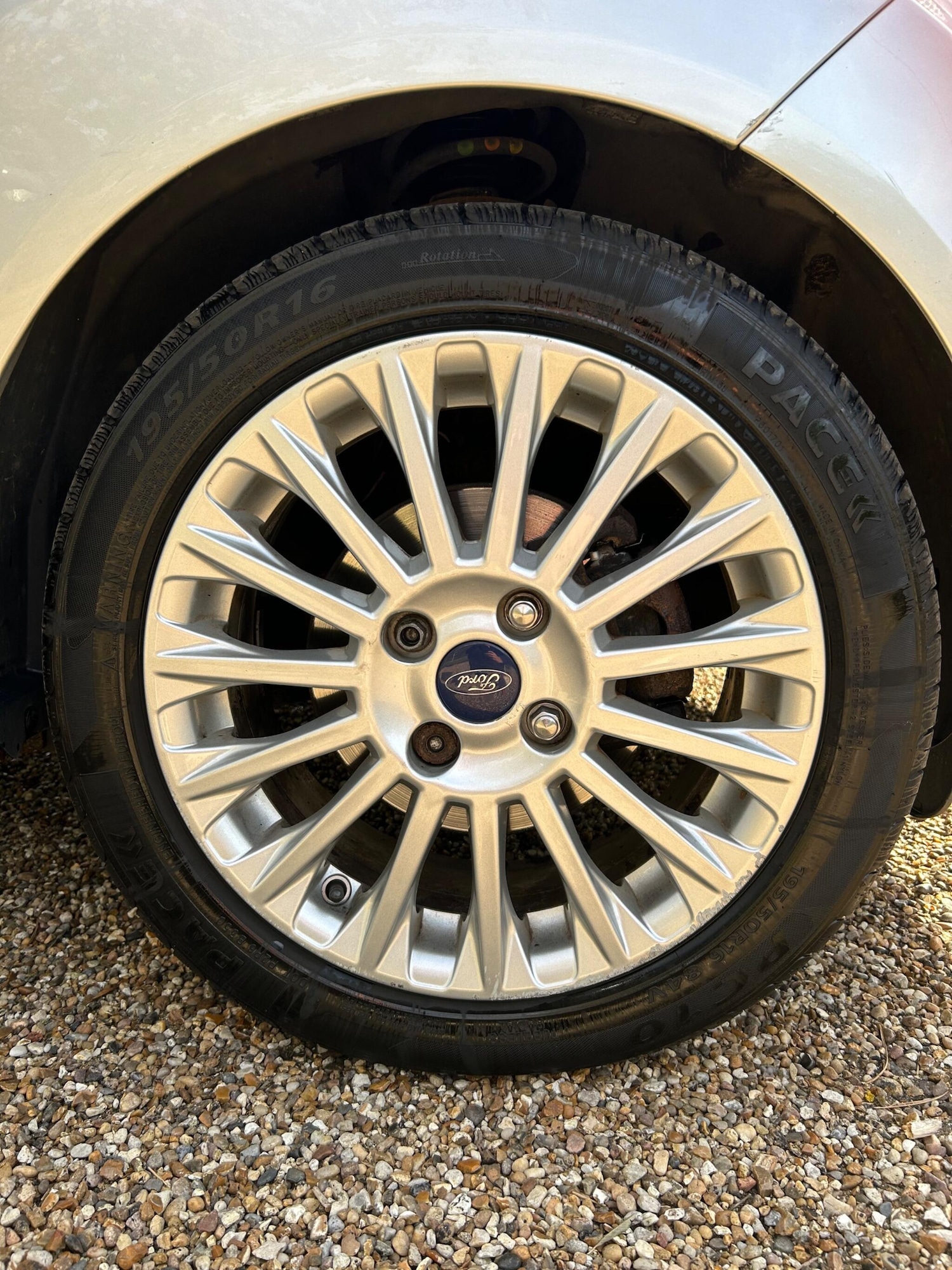 Used Ford Fiesta 2014 for sale - 77174910: Photo 41