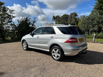 Used Mercedes-Benz M-Class 2012 for sale - 75949725: Photo