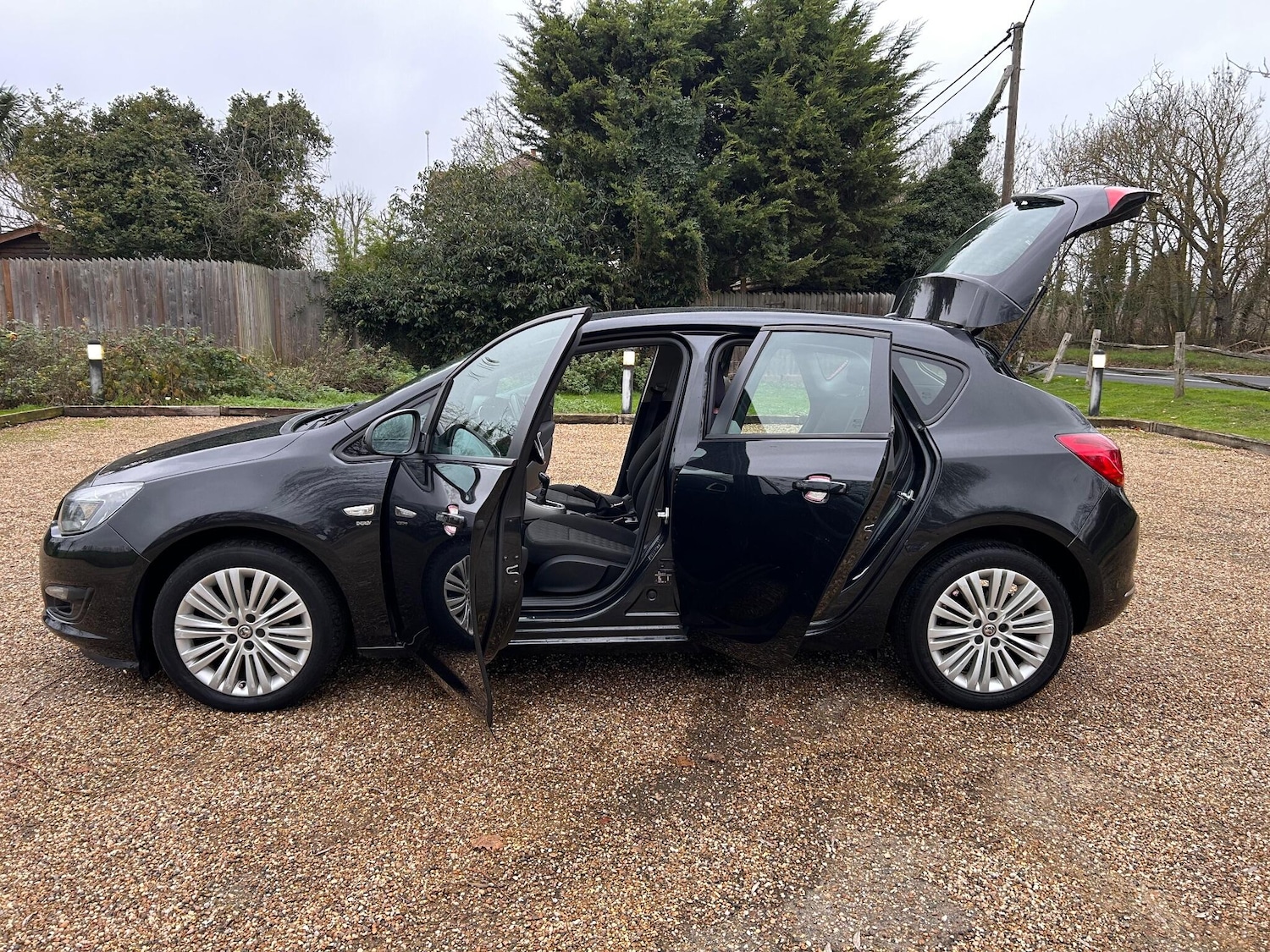 Used Vauxhall Astra 2013 for sale - 77041014: Photo 32