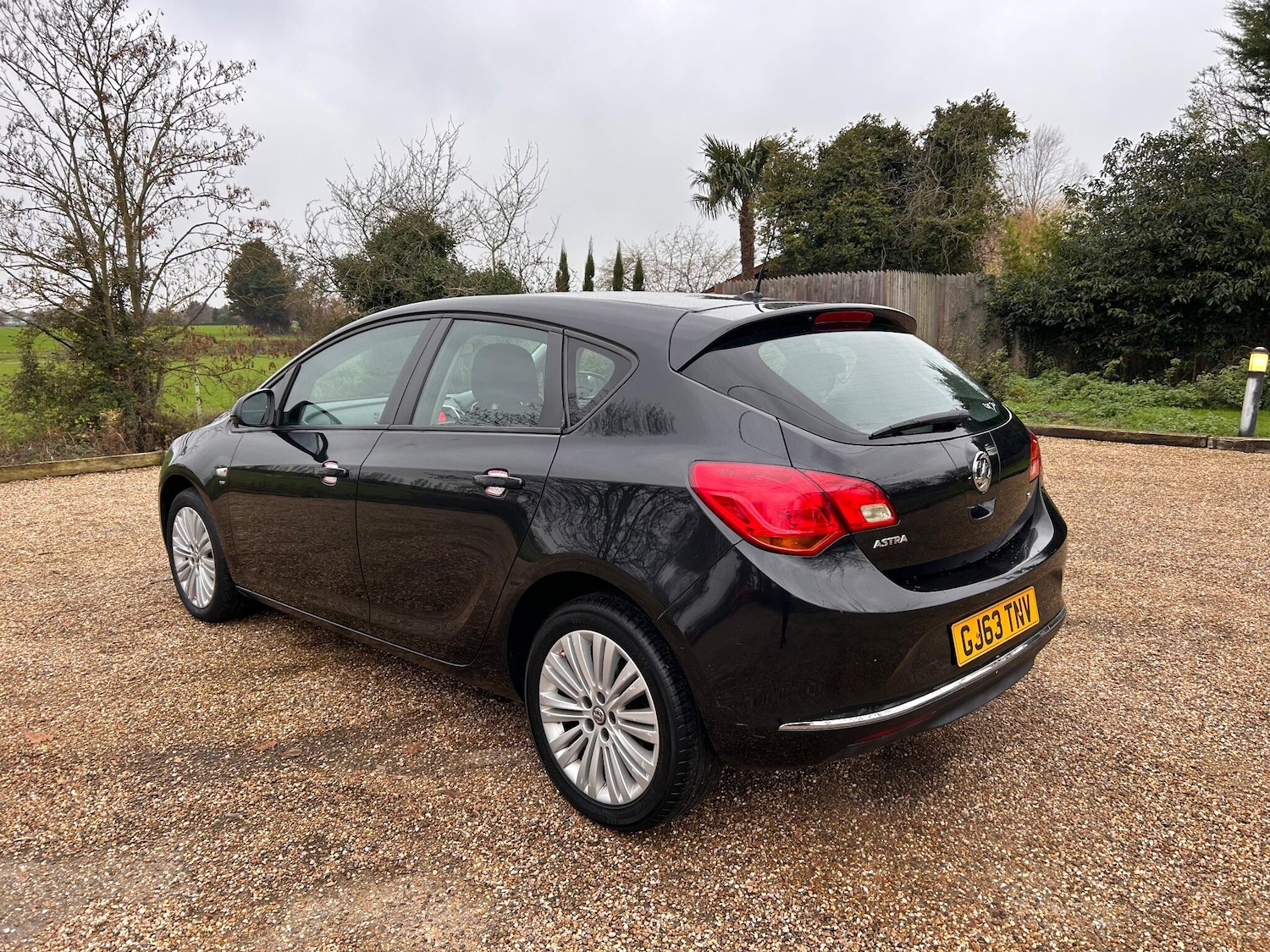 Used Vauxhall Astra 2013 for sale - 77041014: Photo 4