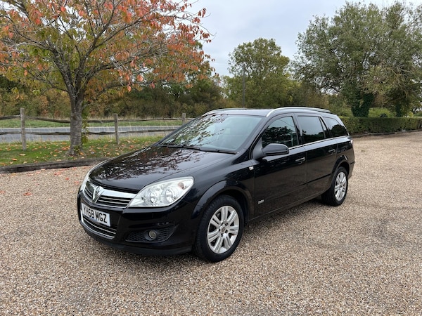 Used Vauxhall Astra 2008 for sale - 76251259: Photo 1