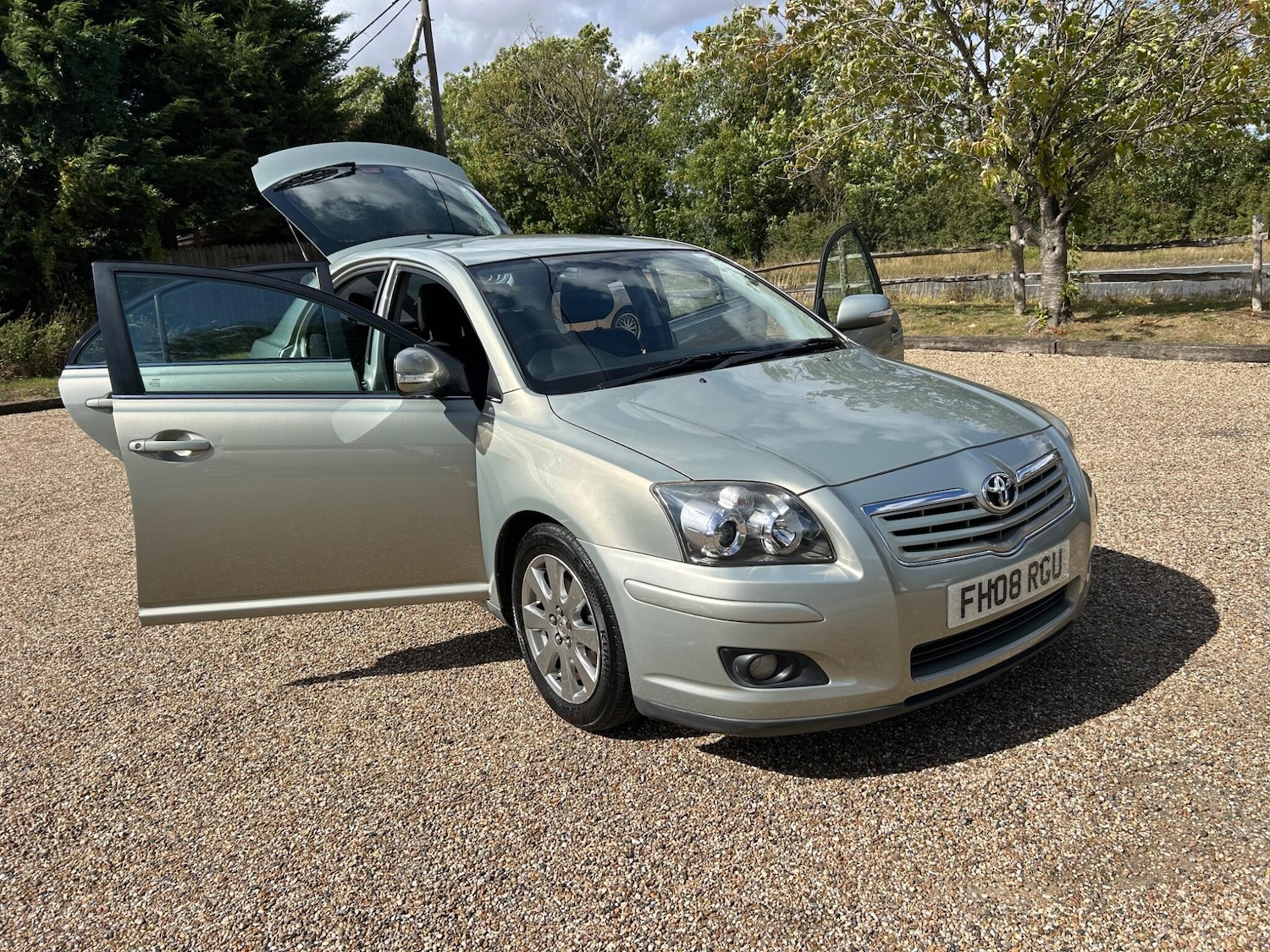 Used Toyota Avensis 2008 for sale - 77549887: Photo 31