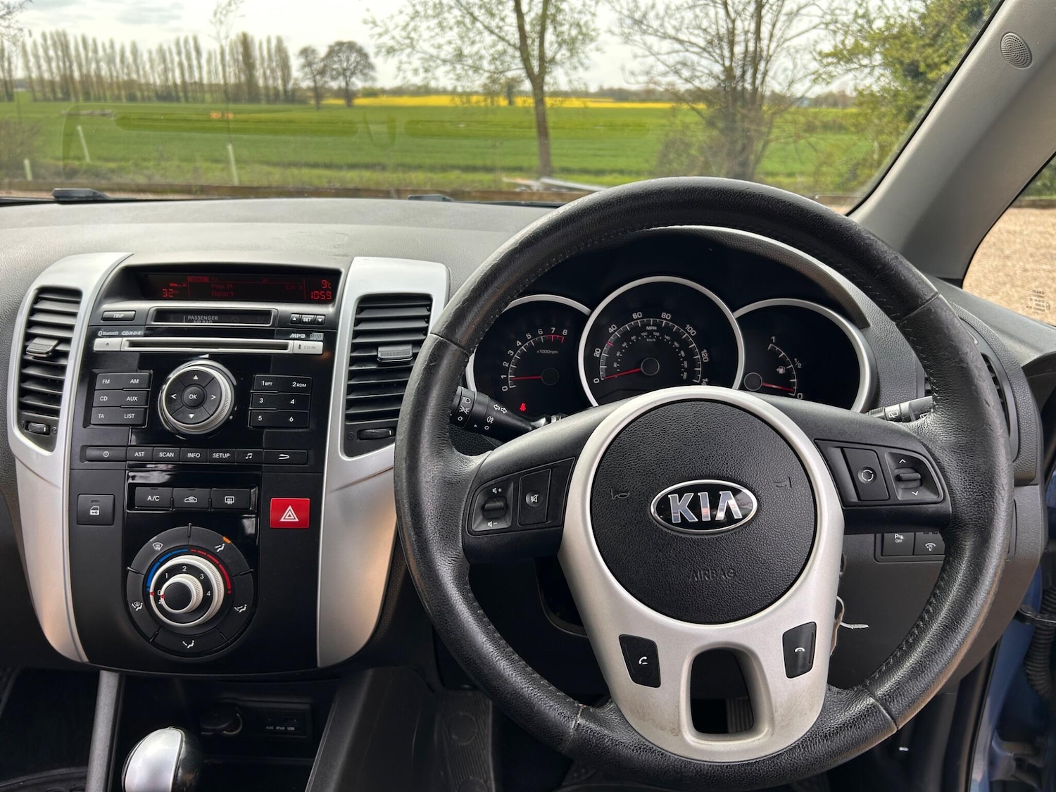 Used Kia Venga 2012 for sale - 78204389: Photo 39