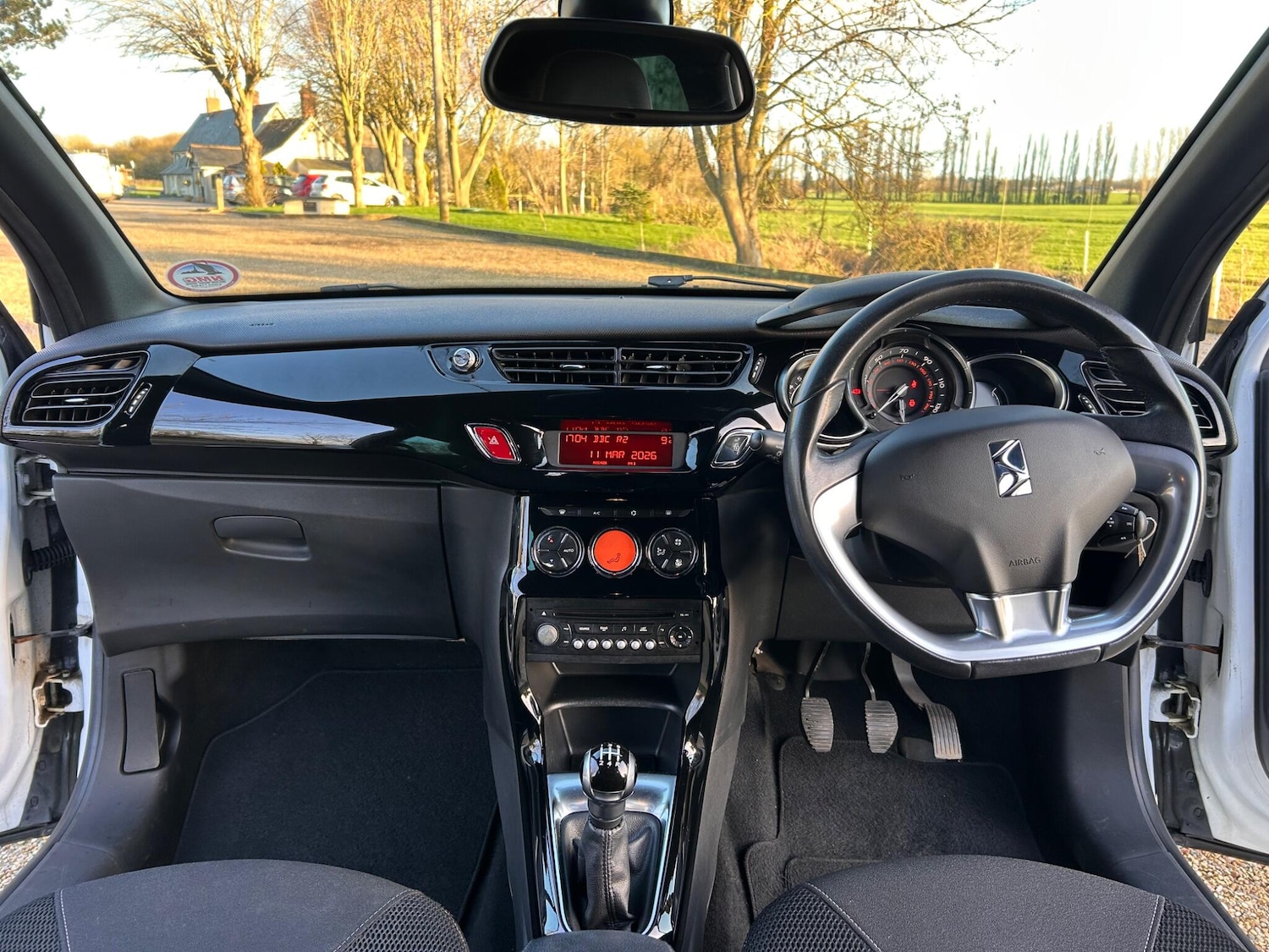 Used Citroen DS3 2013 for sale - 77839628: Photo 2