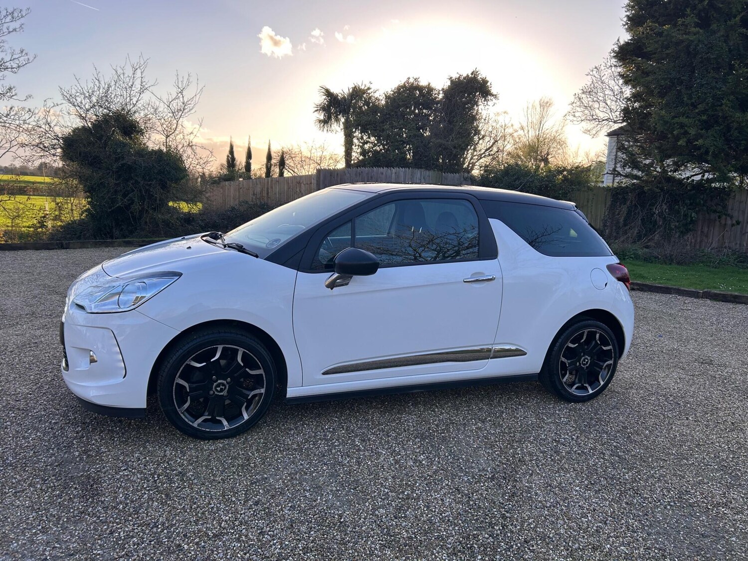 Used Citroen DS3 2013 for sale - 77839628: Photo 20