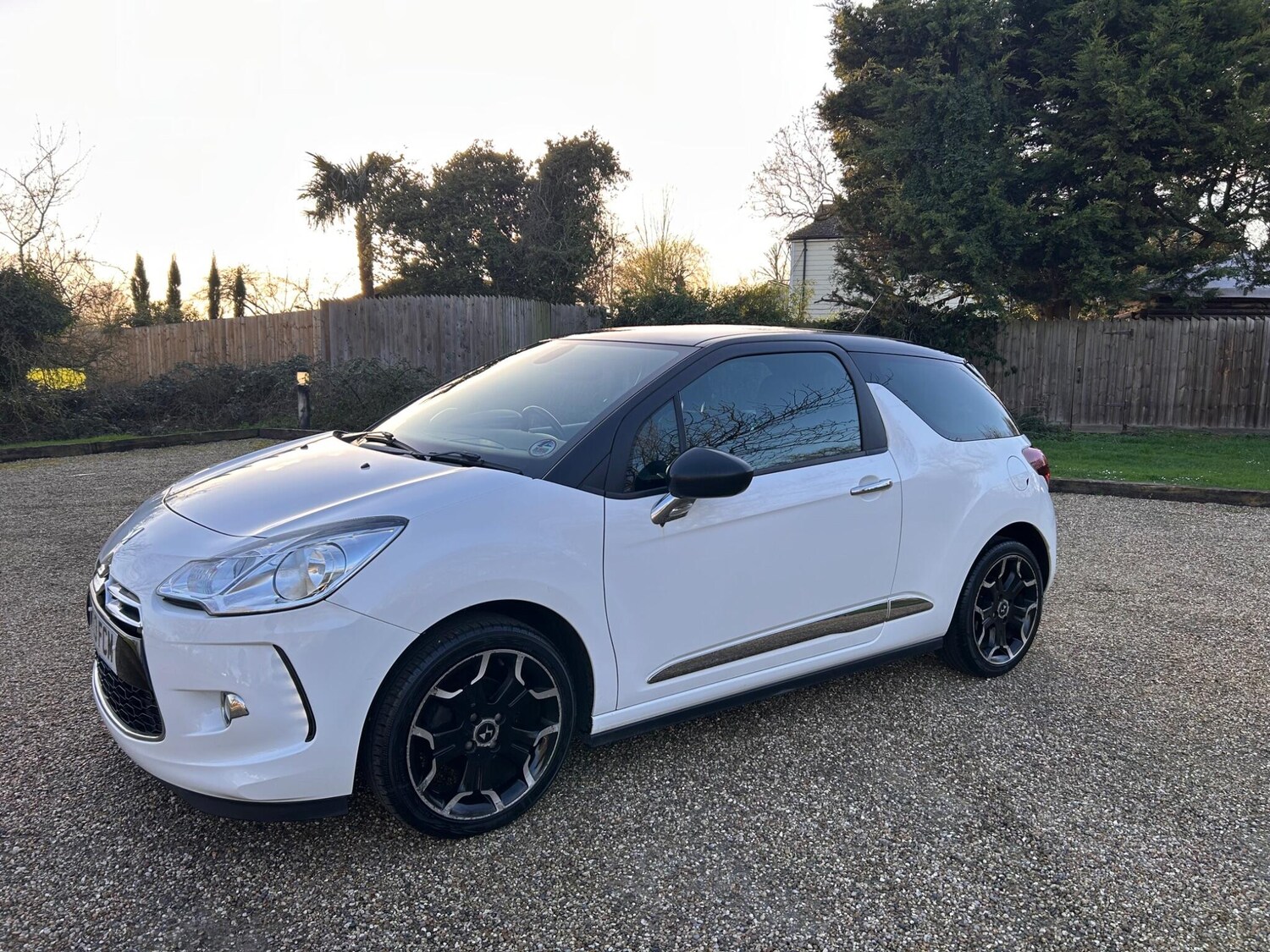 Used Citroen DS3 2013 for sale - 77839628: Photo 21