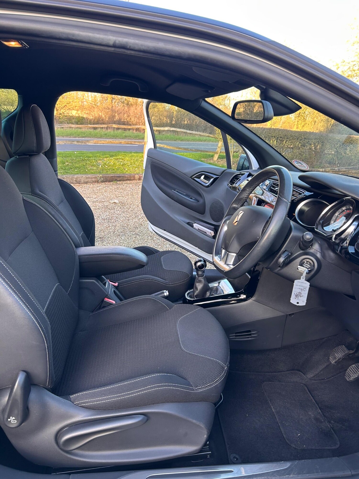 Used Citroen DS3 2013 for sale - 77839628: Photo 35