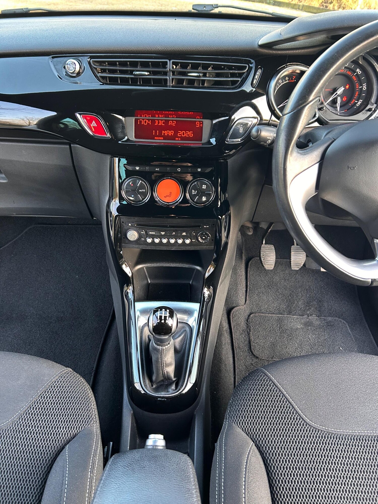 Used Citroen DS3 2013 for sale - 77839628: Photo 38