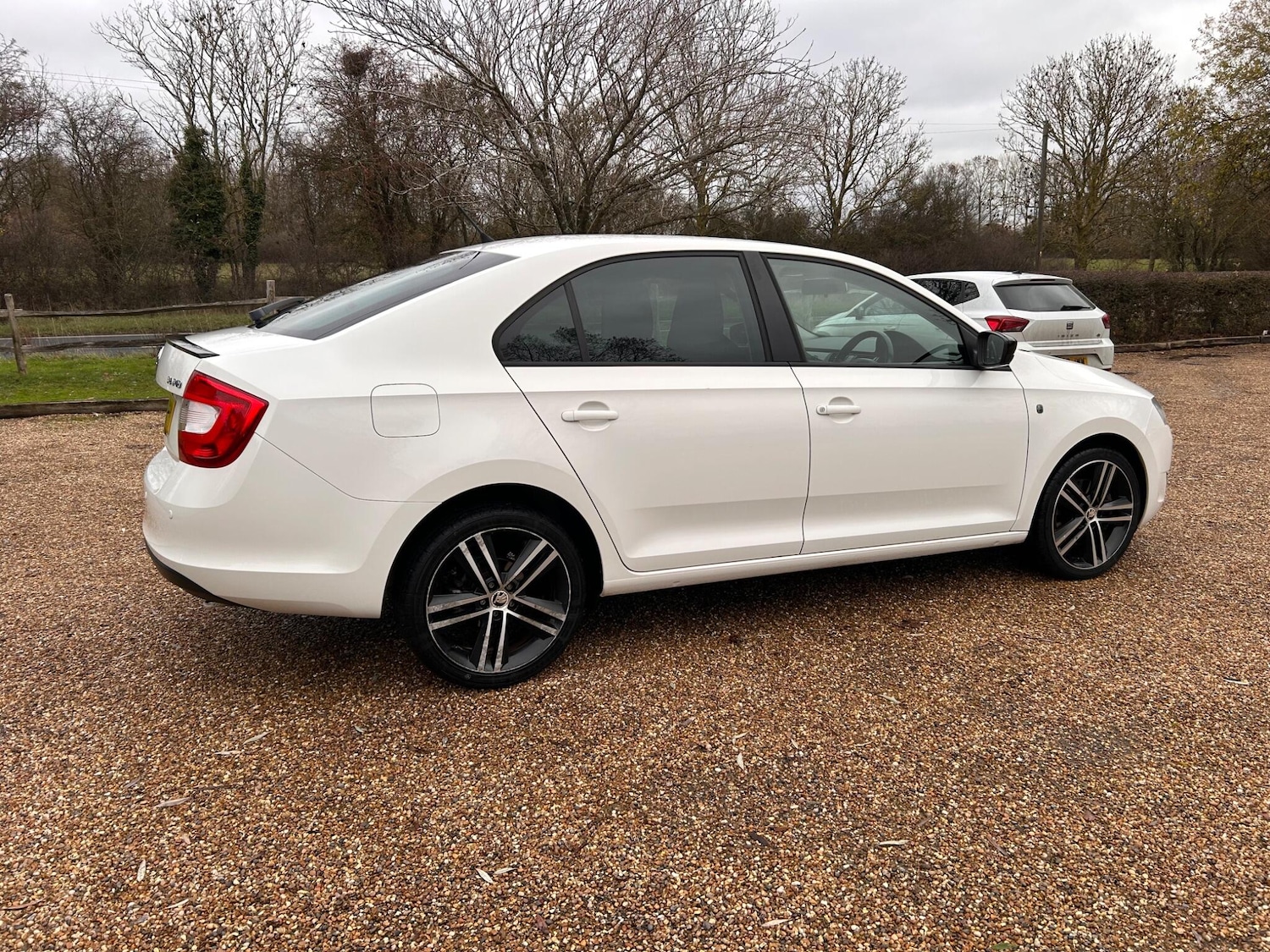 Used Skoda Rapid 2014 for sale - 76727533: Photo 10