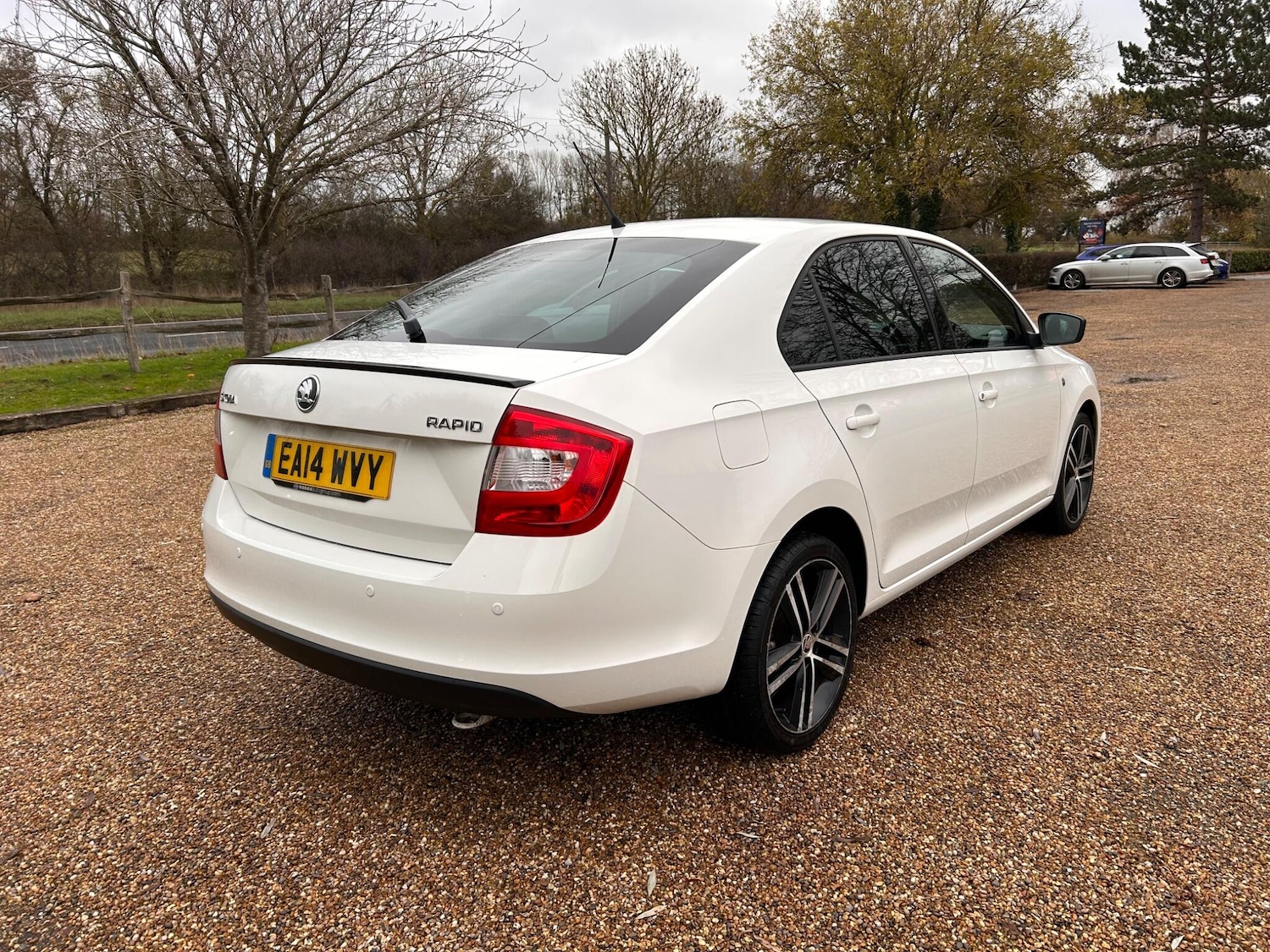 Used Skoda Rapid 2014 for sale - 76727533: Photo 13