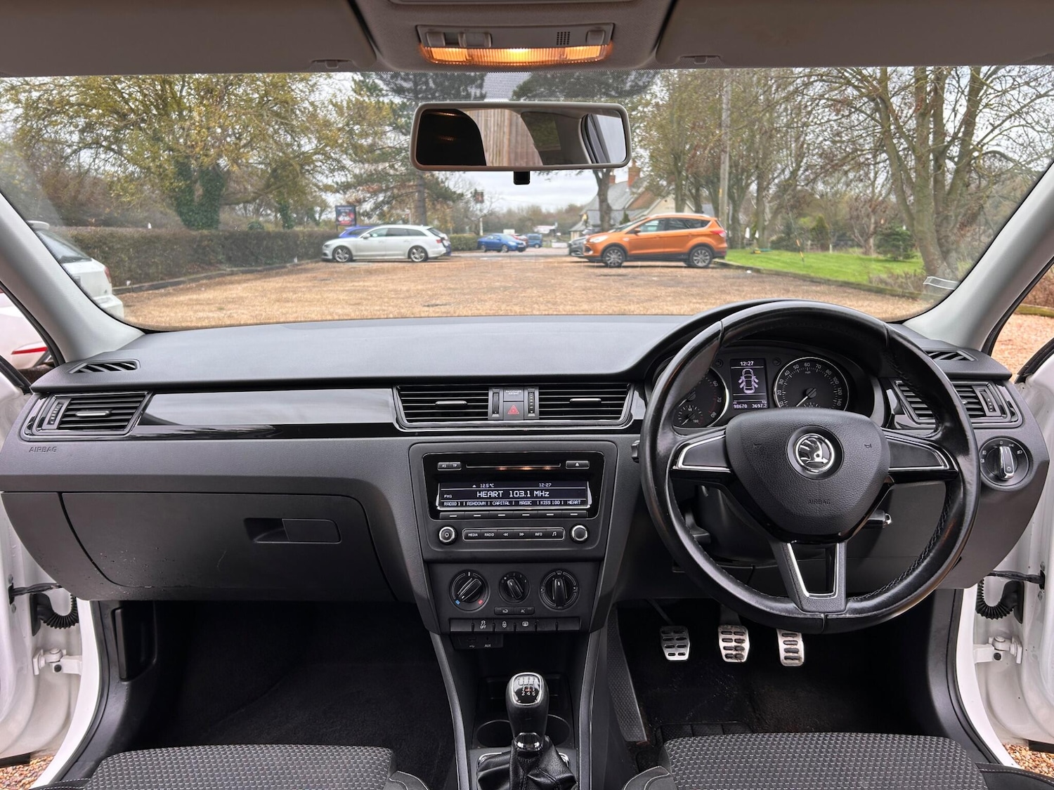 Used Skoda Rapid 2014 for sale - 76727533: Photo 2