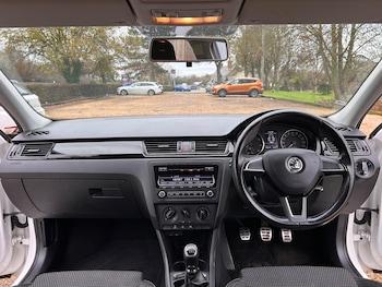 Used Skoda Rapid 2014 for sale - 76727533: Photo