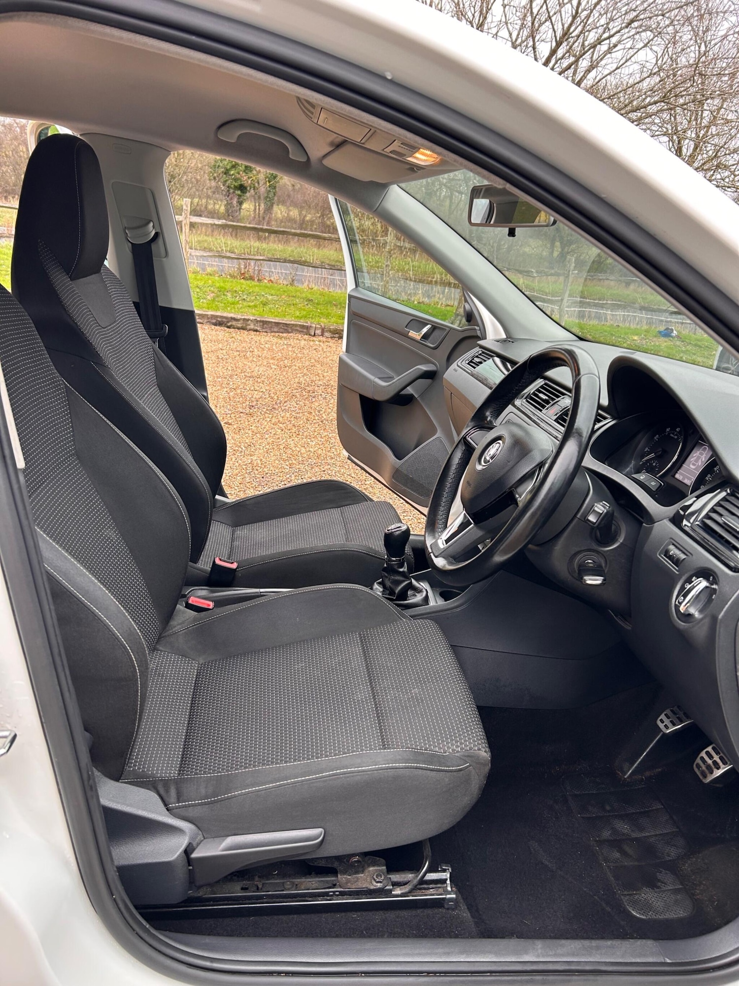 Used Skoda Rapid 2014 for sale - 76727533: Photo 41