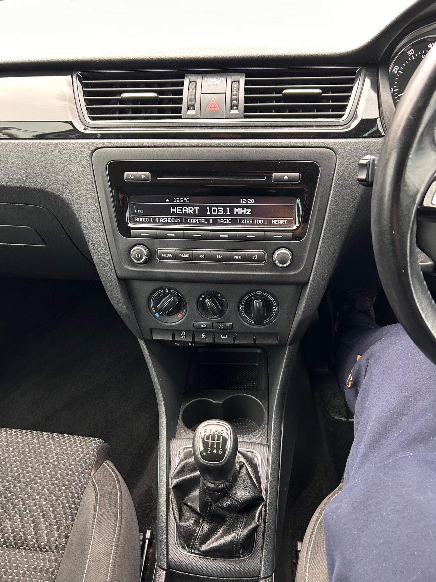 Used Skoda Rapid 2014 for sale - 76727533: Photo 44