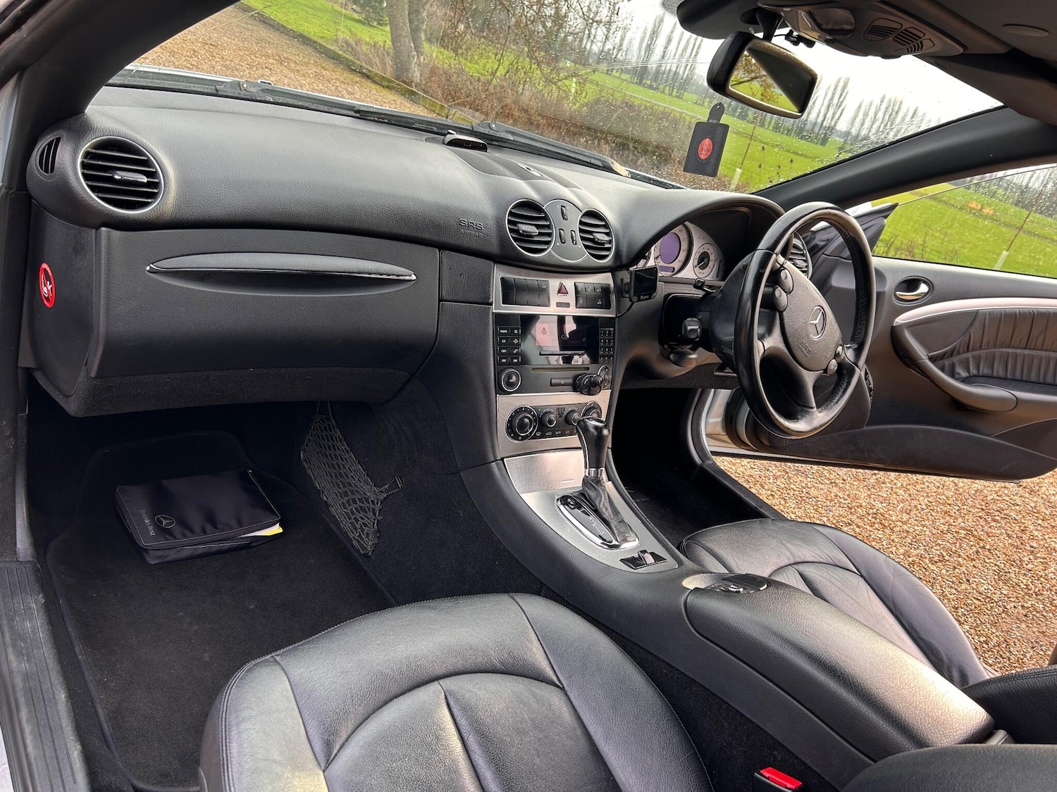 Used Mercedes-Benz CLK 2005 for sale - 77549815: Photo 35