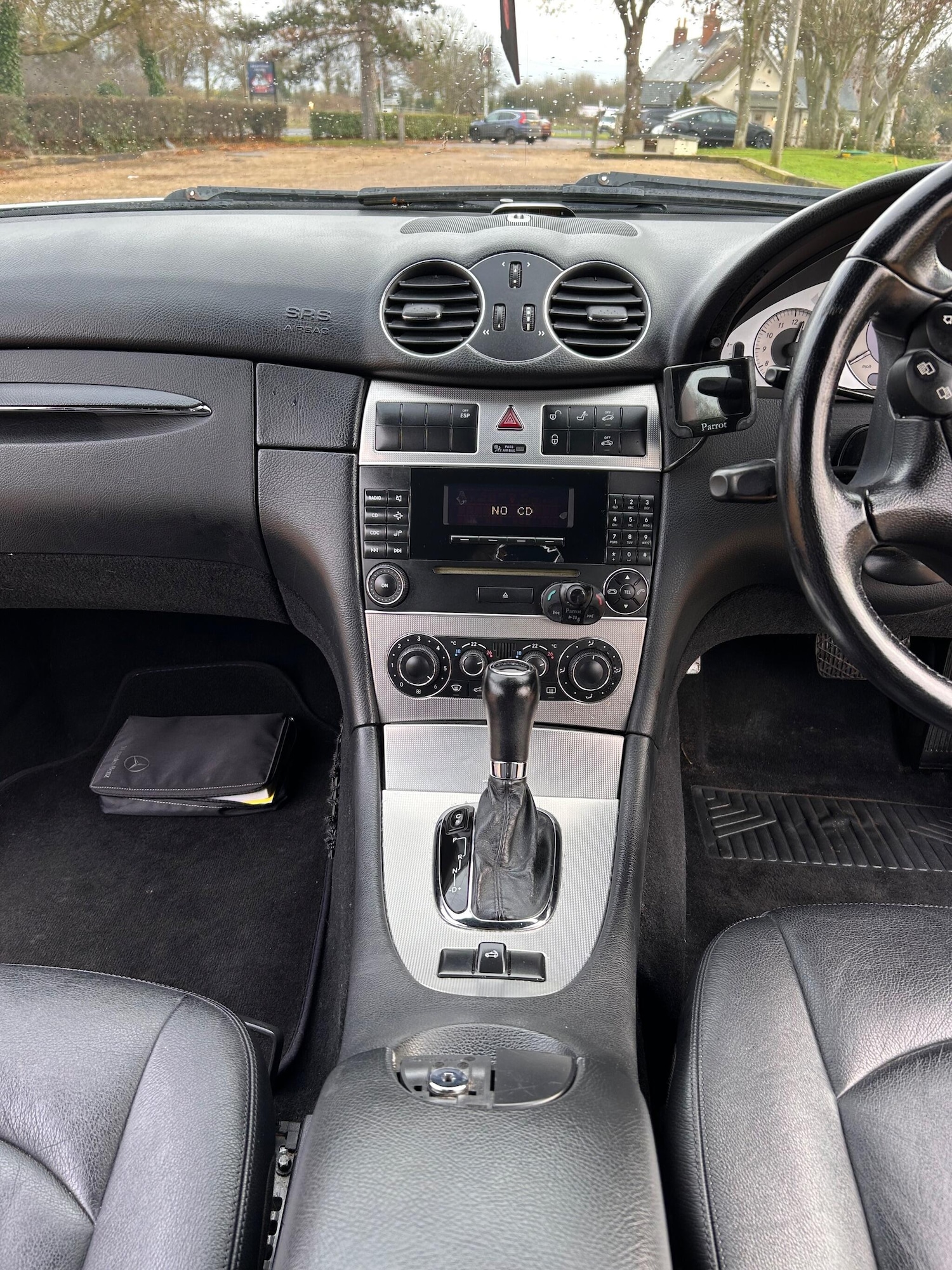 Used Mercedes-Benz CLK 2005 for sale - 77549815: Photo 40