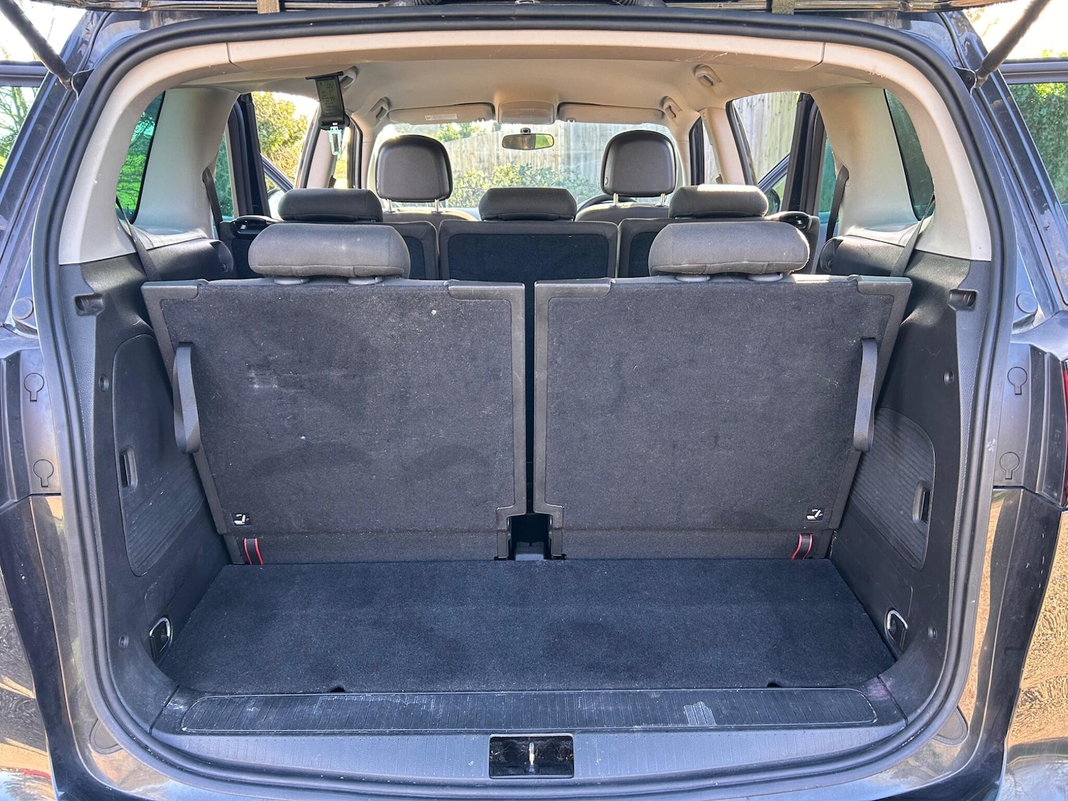 Used Vauxhall Zafira 2014 for sale - 77925240: Photo 31