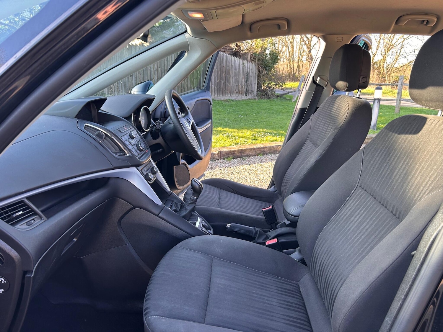 Used Vauxhall Zafira 2014 for sale - 77925240: Photo 34