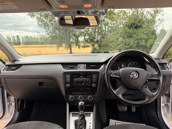 Used Skoda Octavia 2014 for sale - 79452721: Photo