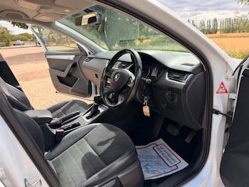 Used Skoda Octavia 2014 for sale - 79452721: Photo