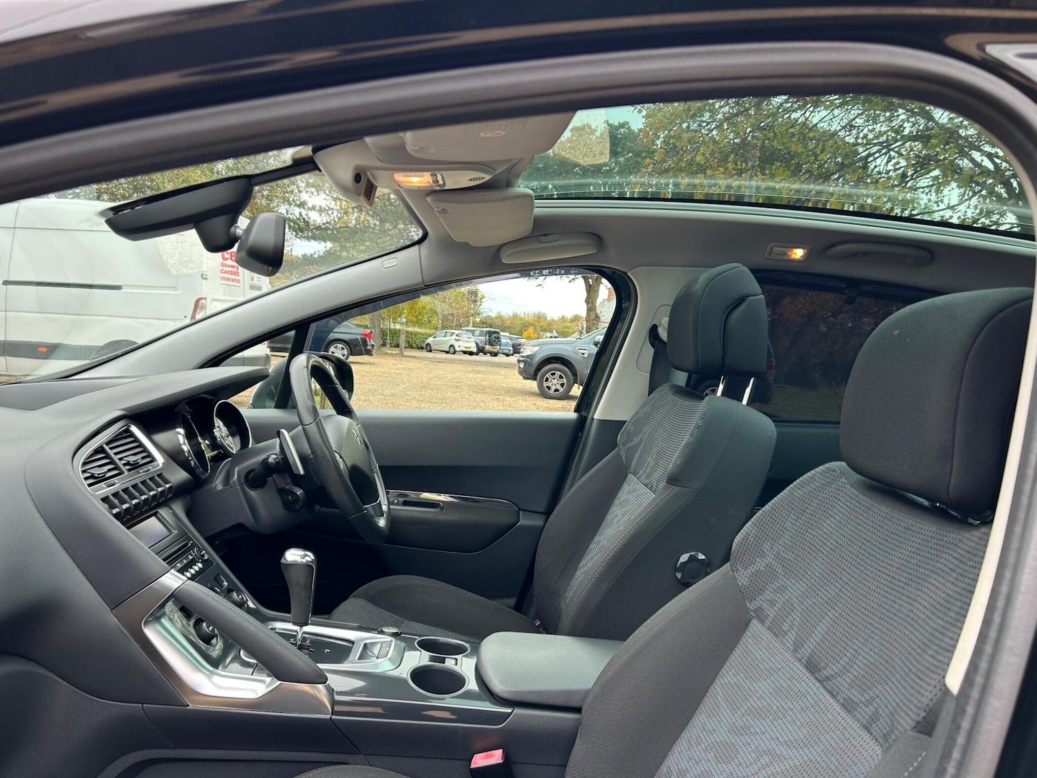 Used Peugeot 3008 2011 for sale - 76381233: Photo 20