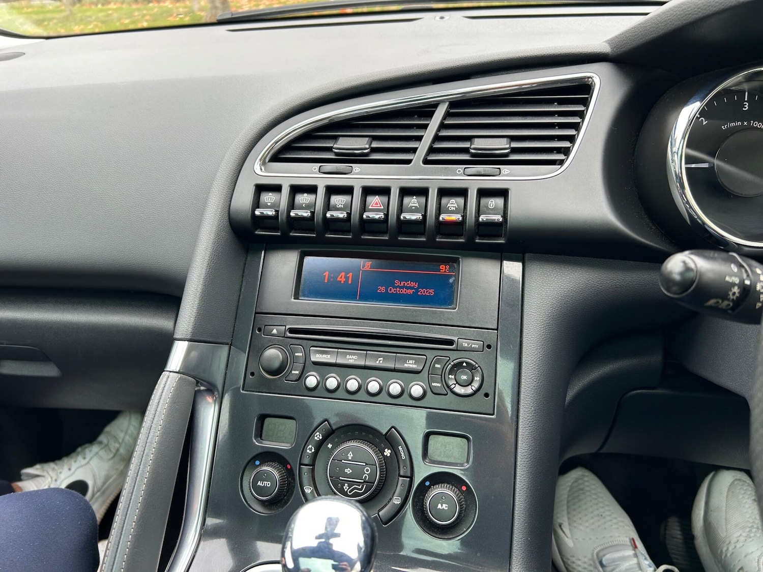 Used Peugeot 3008 2011 for sale - 76381233: Photo 31