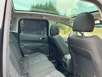 Used Peugeot 3008 2011 for sale - 76381233: Photo