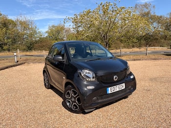 Used smart fortwo 2017 for sale - 79756189: Photo