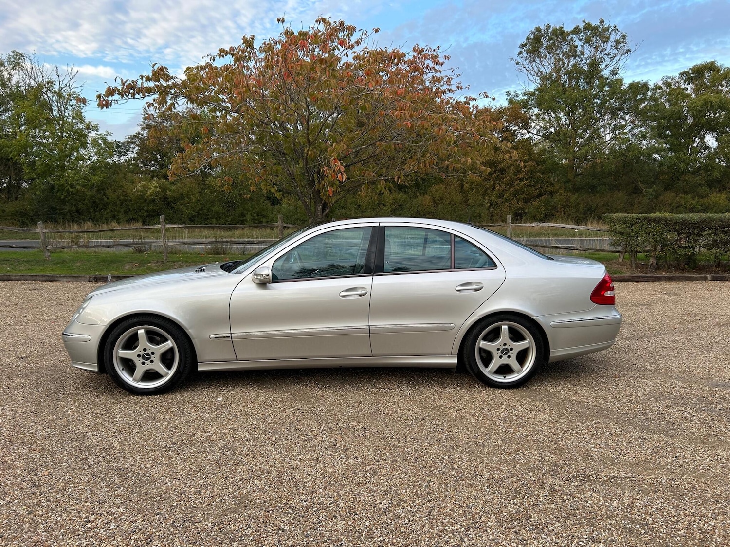 Used Mercedes-Benz E-Class 2004 for sale - 76138206: Photo 10