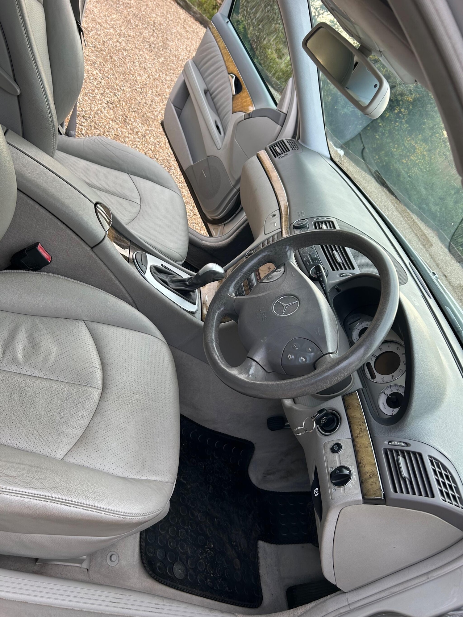 Used Mercedes-Benz E-Class 2004 for sale - 76138206: Photo 42