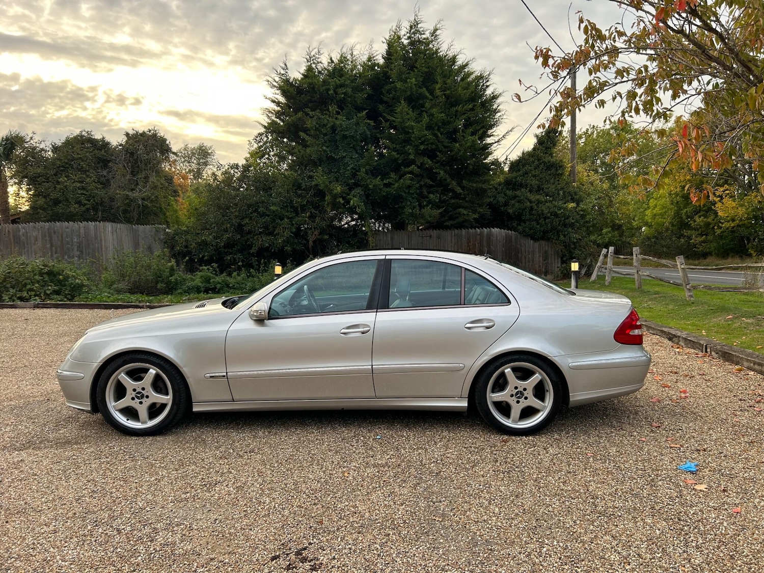 Used Mercedes-Benz E-Class 2004 for sale - 76138206: Photo 49