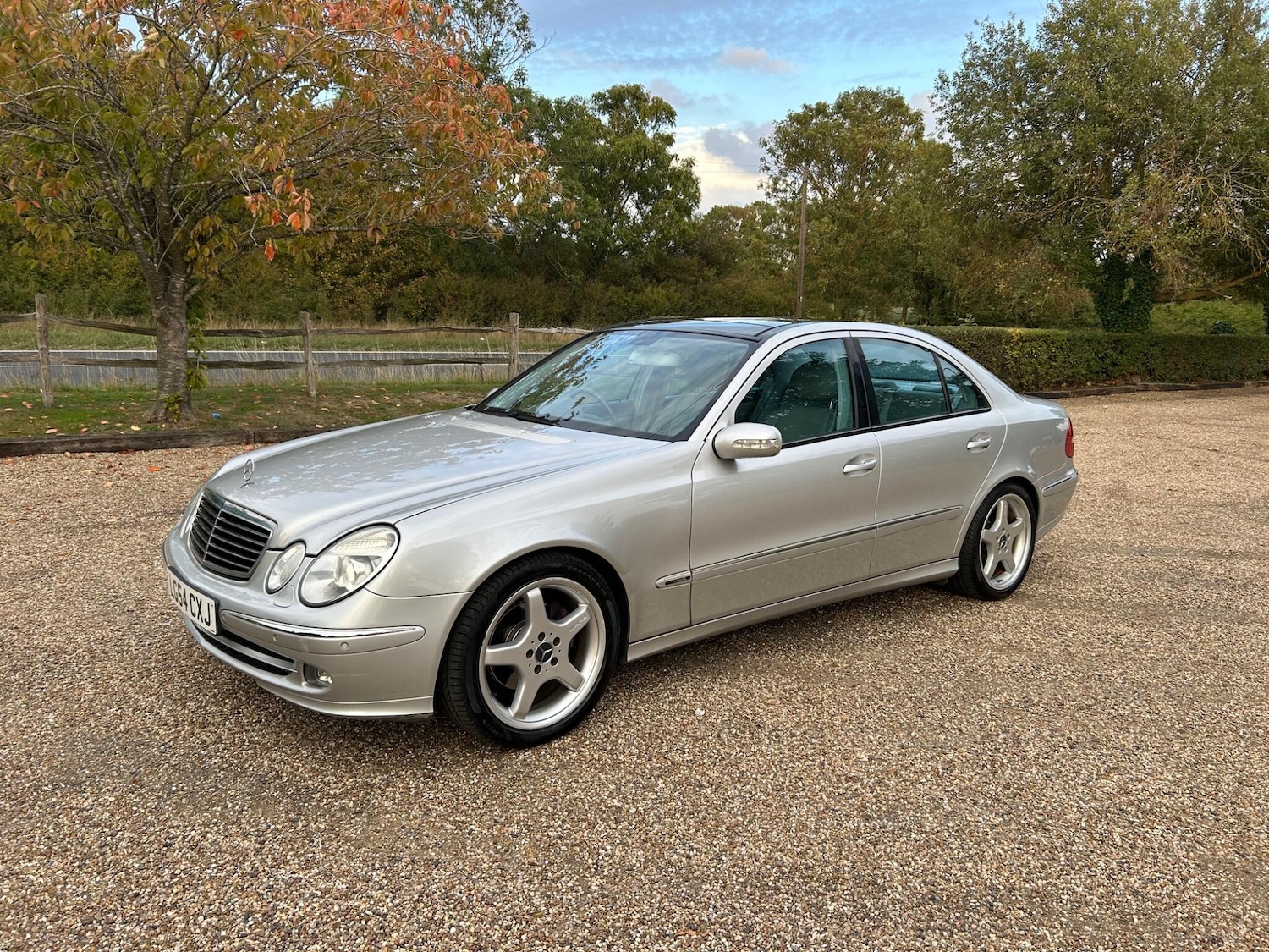 Used Mercedes-Benz E-Class 2004 for sale - 76138206: Photo 6
