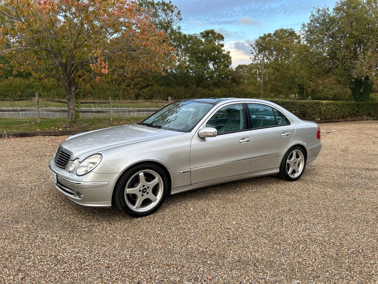 Used Mercedes-Benz E-Class 2004 for sale - 76138206: Photo 7