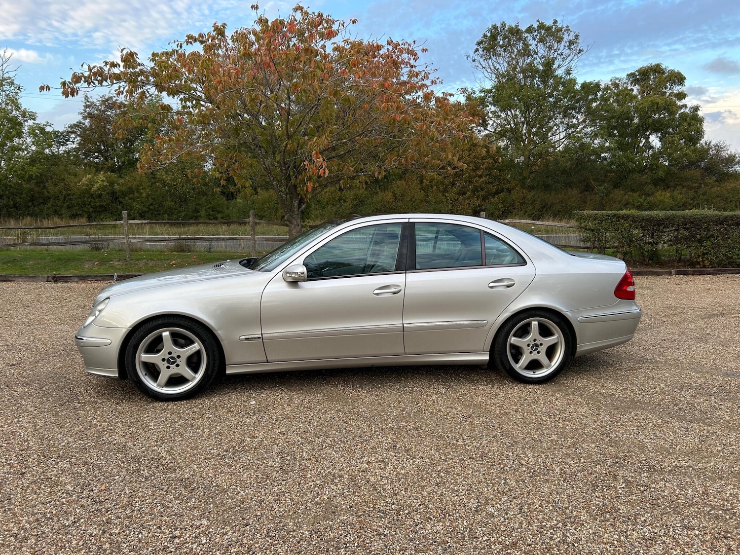 Used Mercedes-Benz E-Class 2004 for sale - 76138206: Photo 9