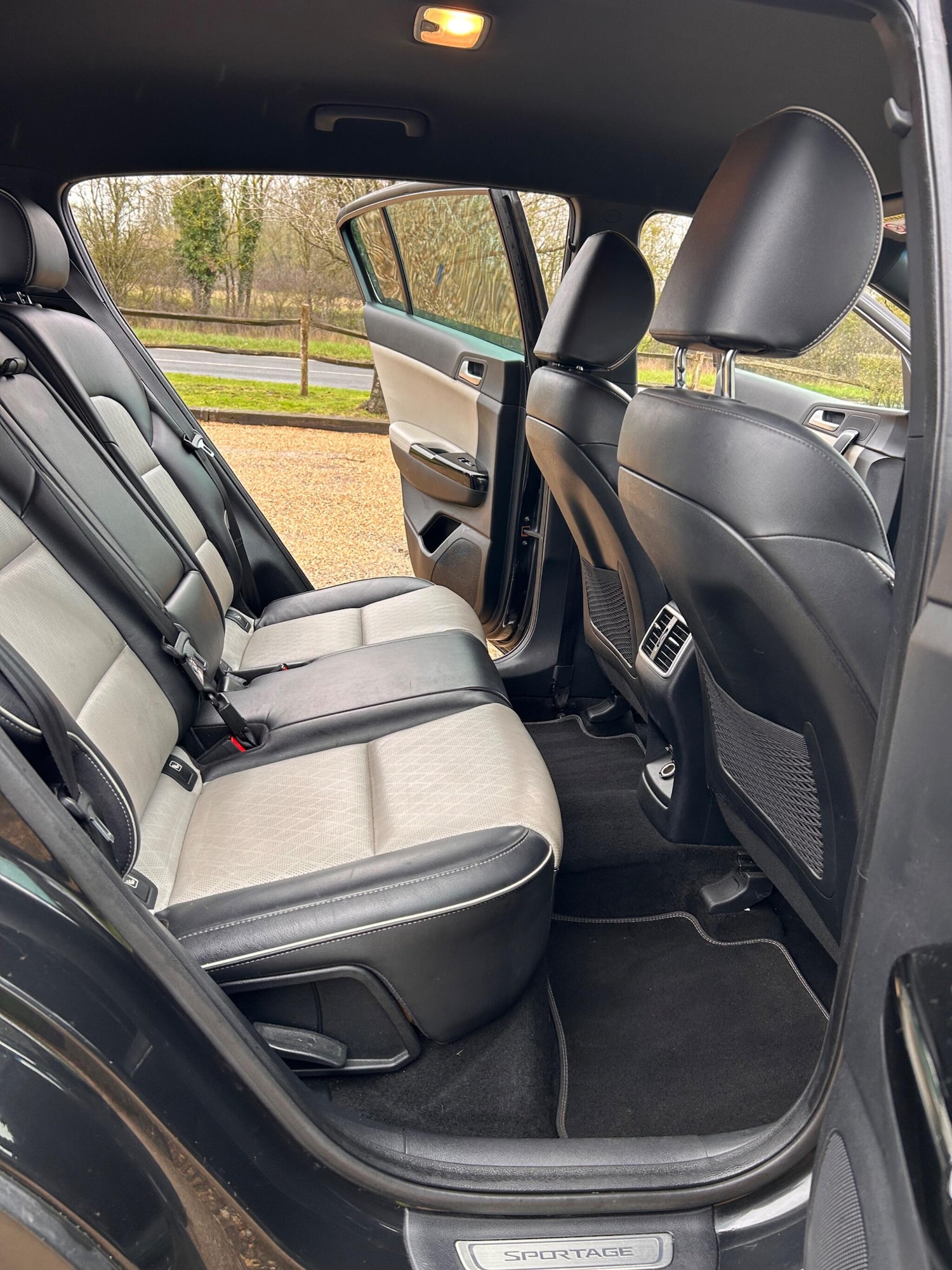 Used Kia Sportage 2018 for sale - 77611797: Photo 40