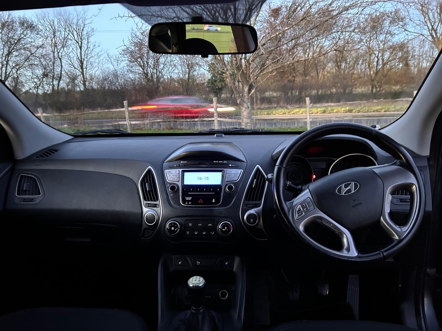 Used Hyundai Ix35 2010 for sale - 76759728: Photo 2