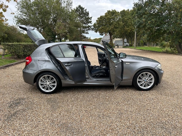 Used BMW 1 Series 2011 for sale - 76109885: Photo 28