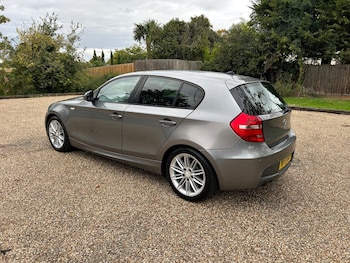 Used BMW 1 Series 2011 for sale - 76109885: Photo