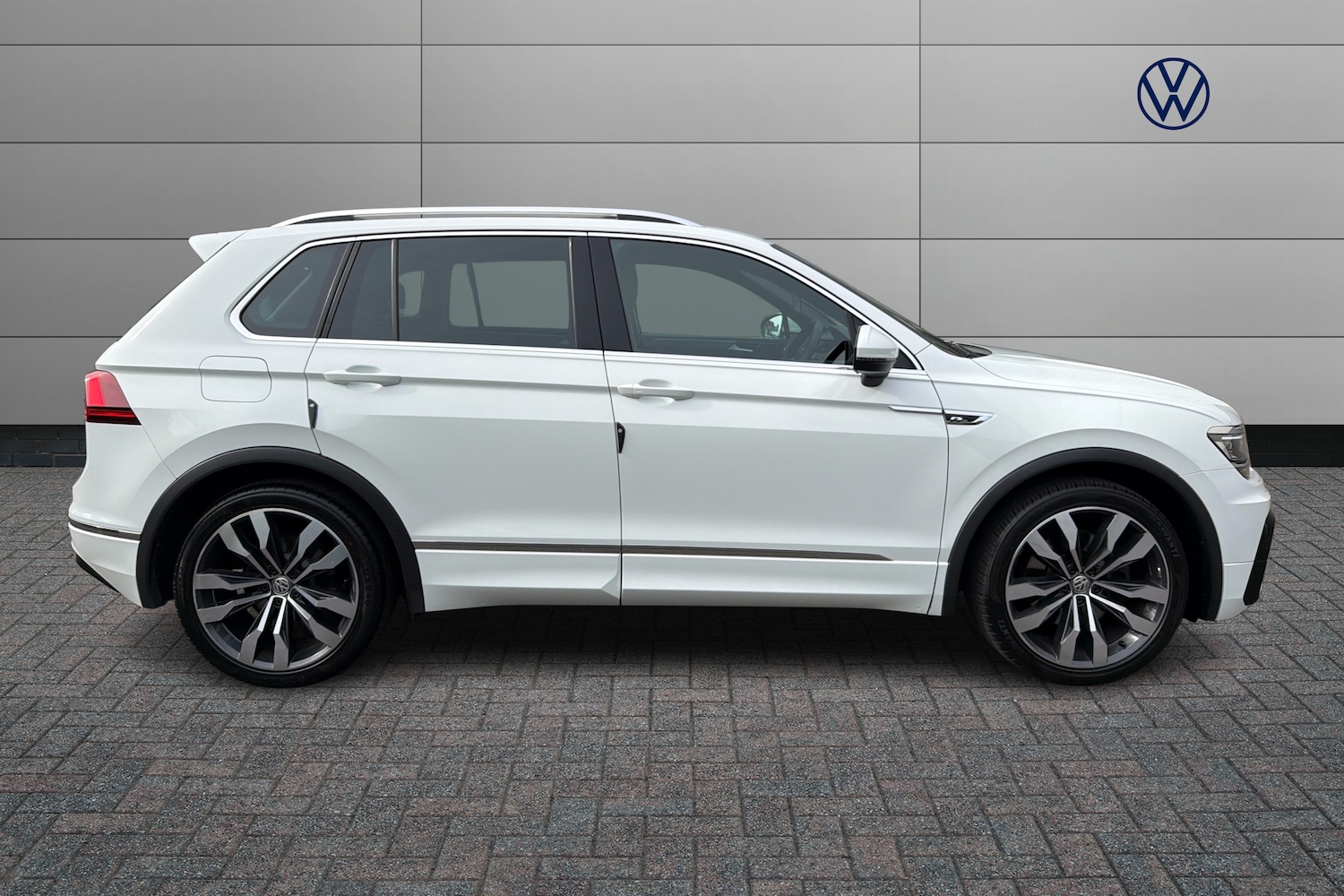 Used Volkswagen Tiguan 2018 for sale - 78008916: Photo 4