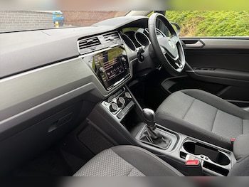 Used Volkswagen Touran 2022 for sale - 77515292: Photo