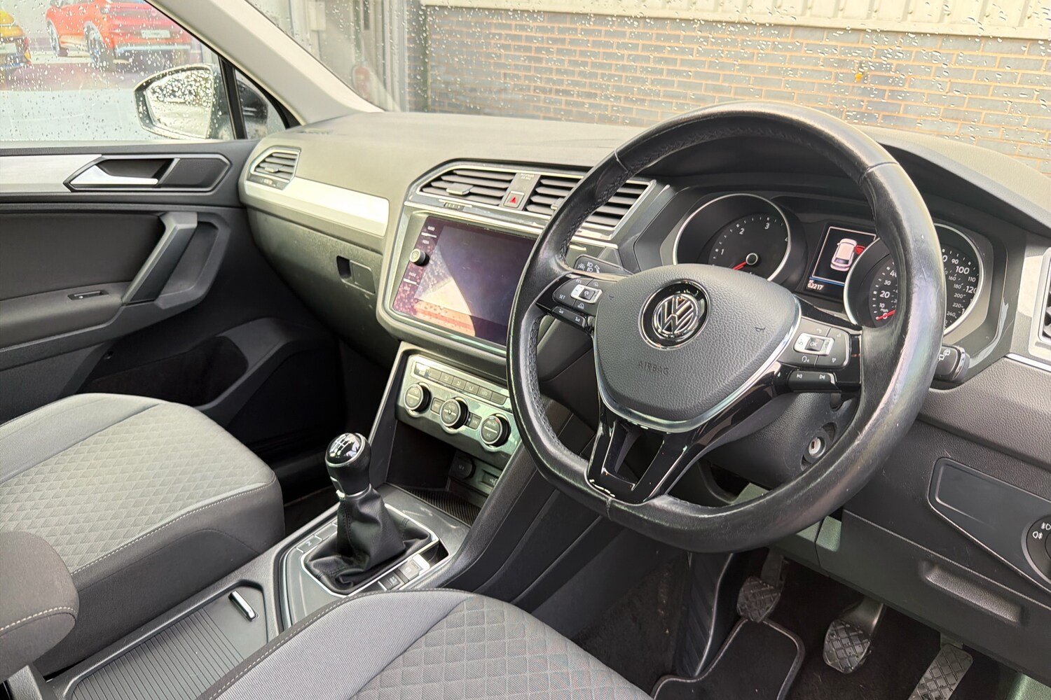 Used Volkswagen Tiguan 2018 for sale - 77576182: Photo 6