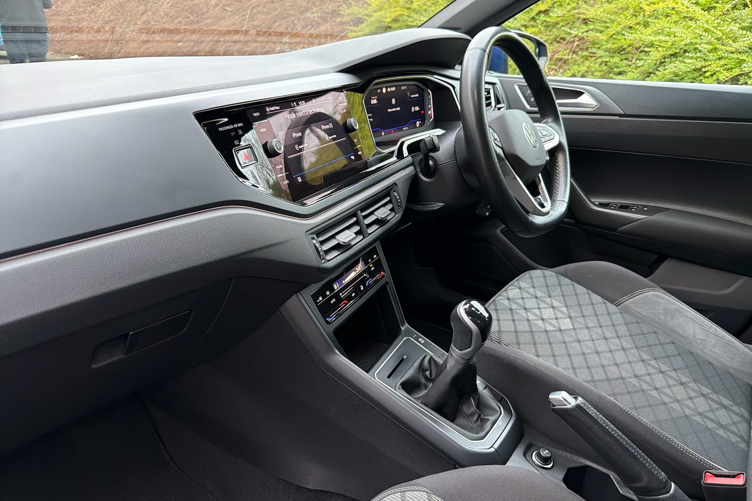 Used Volkswagen Polo 2022 for sale - 77647725: Photo 2