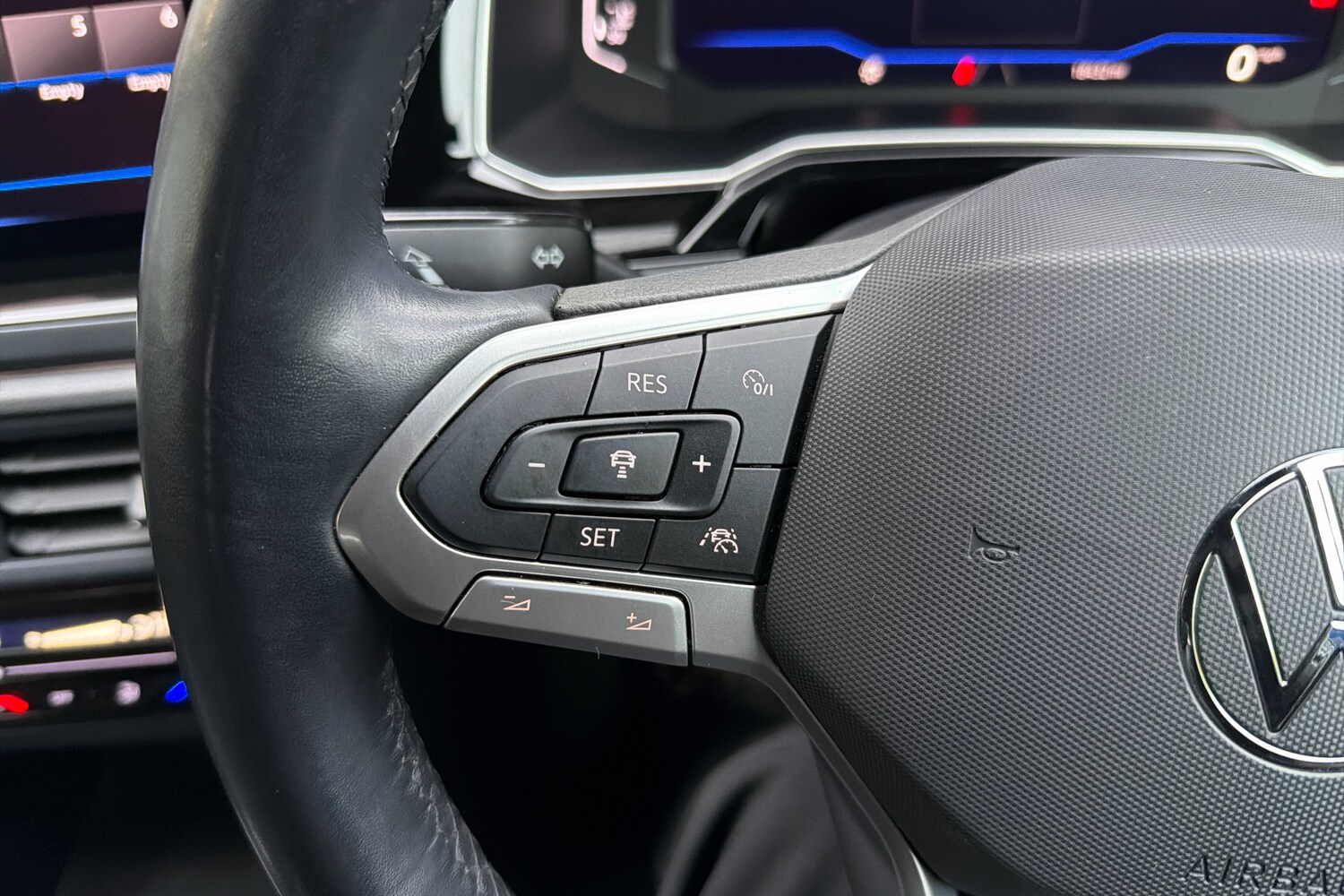 Used Volkswagen Polo 2022 for sale - 77647725: Photo 25